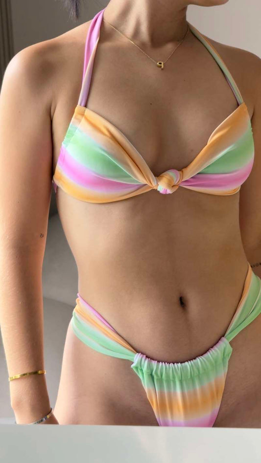 Bikini color