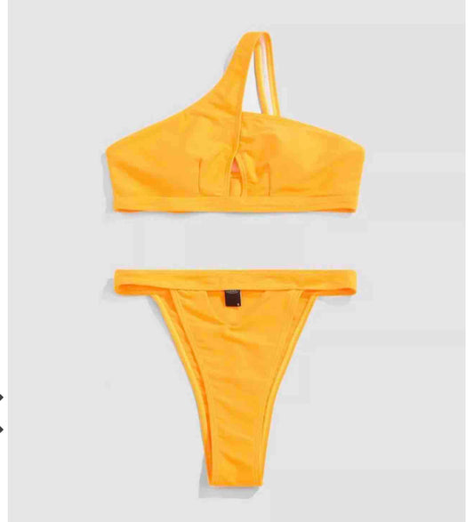 Bikini amarillo