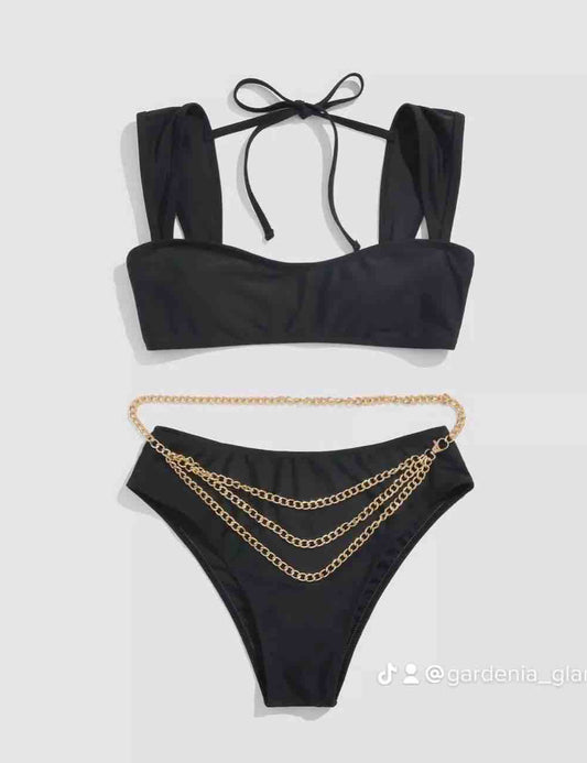 Bikini negro con cadena
